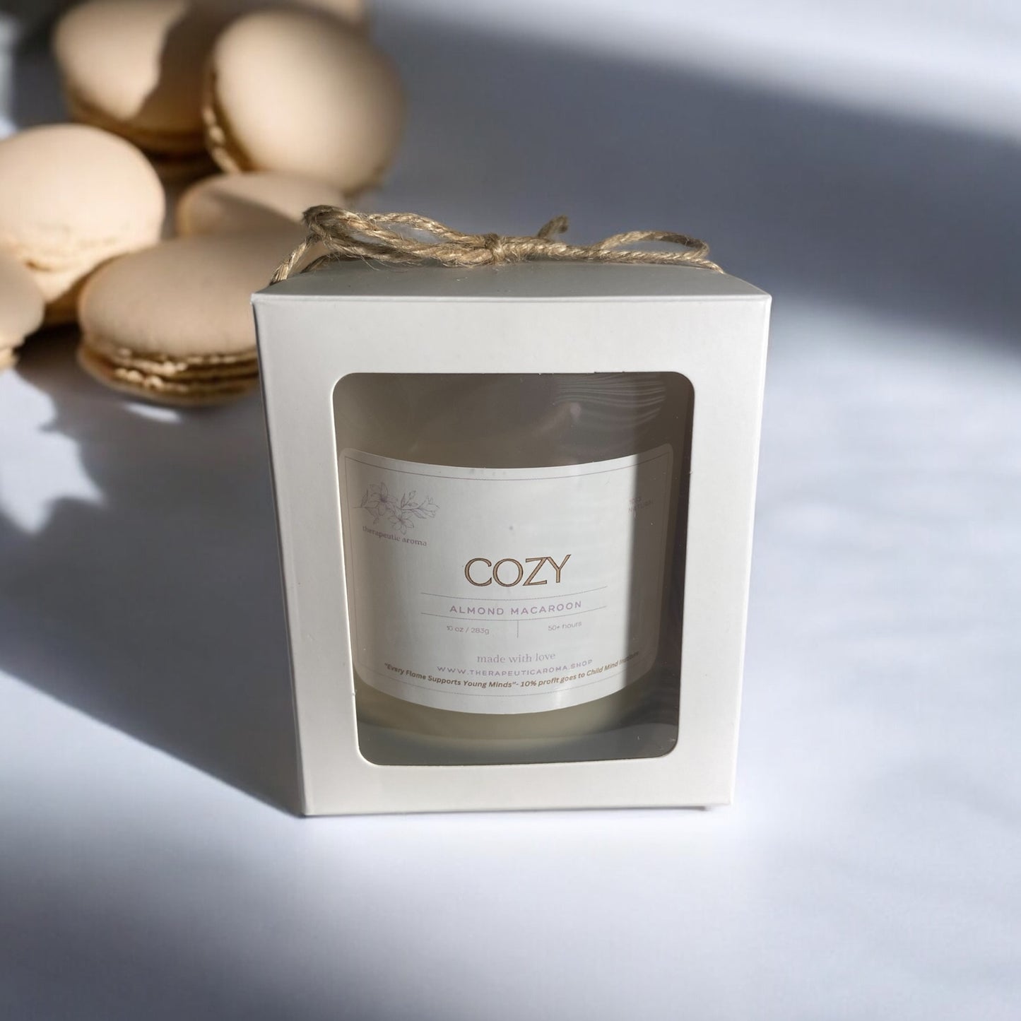 Almond Macaron Candle – Warm Cinnamon, Nutmeg & Amaretto with Sweet Vanilla & Sugar for a Cozy, Delicious Bakery Vibe