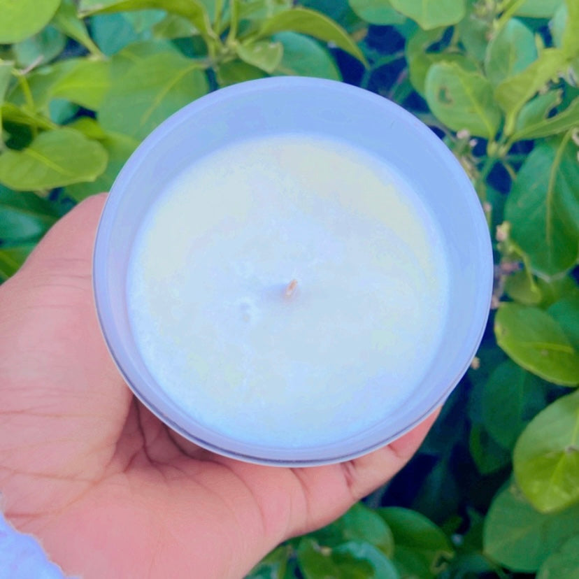 Almond Macaron Candle – Warm Cinnamon, Nutmeg & Amaretto with Sweet Vanilla & Sugar for a Cozy, Delicious Bakery Vibe